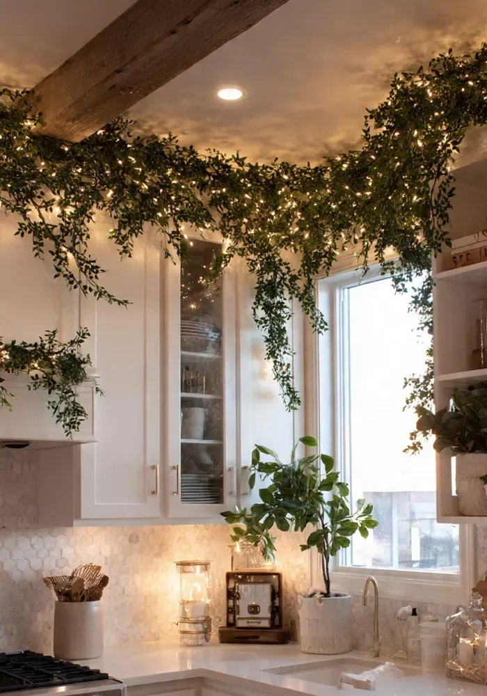 14 Christmas Kitchen Decor Ideas for a Festive Home