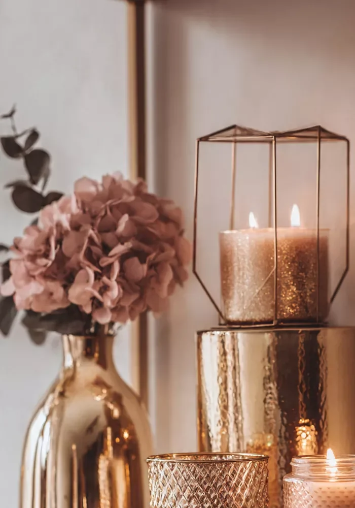 15 Valentine’s Day Shelf Styling Ideas You Can Copy