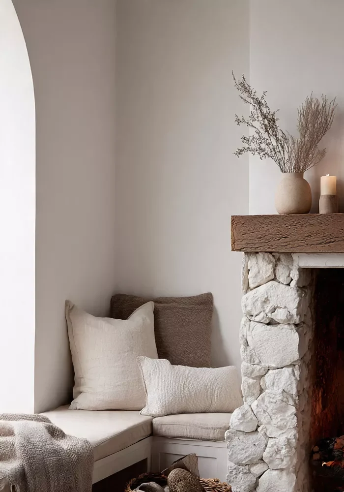 14 Simple Hearth Ideas for Tiny Living Rooms