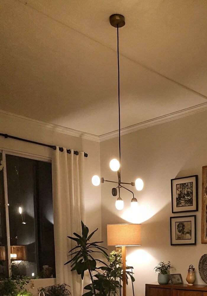 18 Mid Century Modern Pendant Lights for Dining Rooms