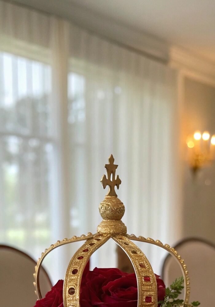 17 Elegant Bridgerton Tea Party Centerpiece Ideas